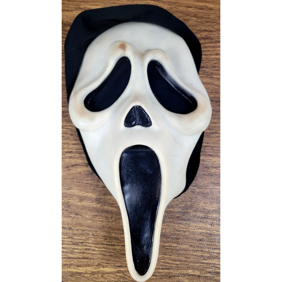 Vintage Easter Unlimited INC Ghost Face Mask Scream 90s Horror Costume RARE - Picture 3 of 7